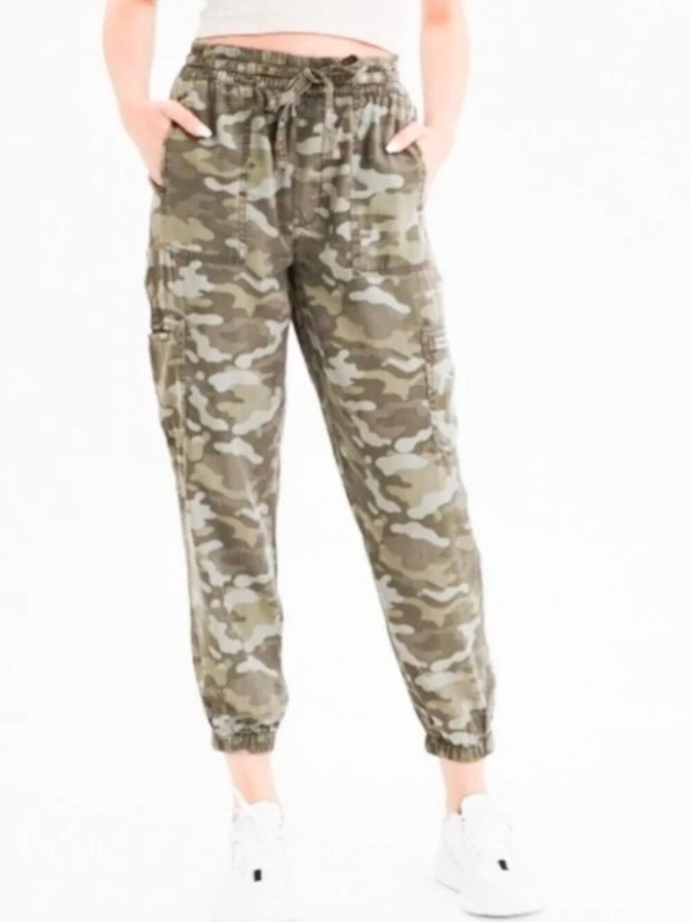 2/$30 American Eagle Outfitters Camo Belted Jogger Pants High Rise Medium #A3262